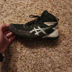 Youth wrestling shoes